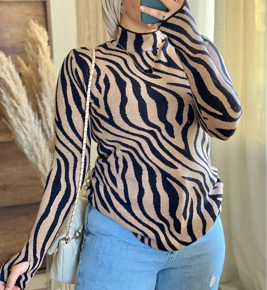 Zebra Print Knit Top – Basic Statement Piece